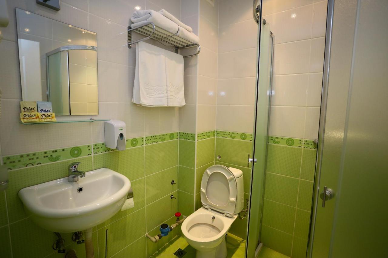 Apart Hotel Central Момчилград Экстерьер фото